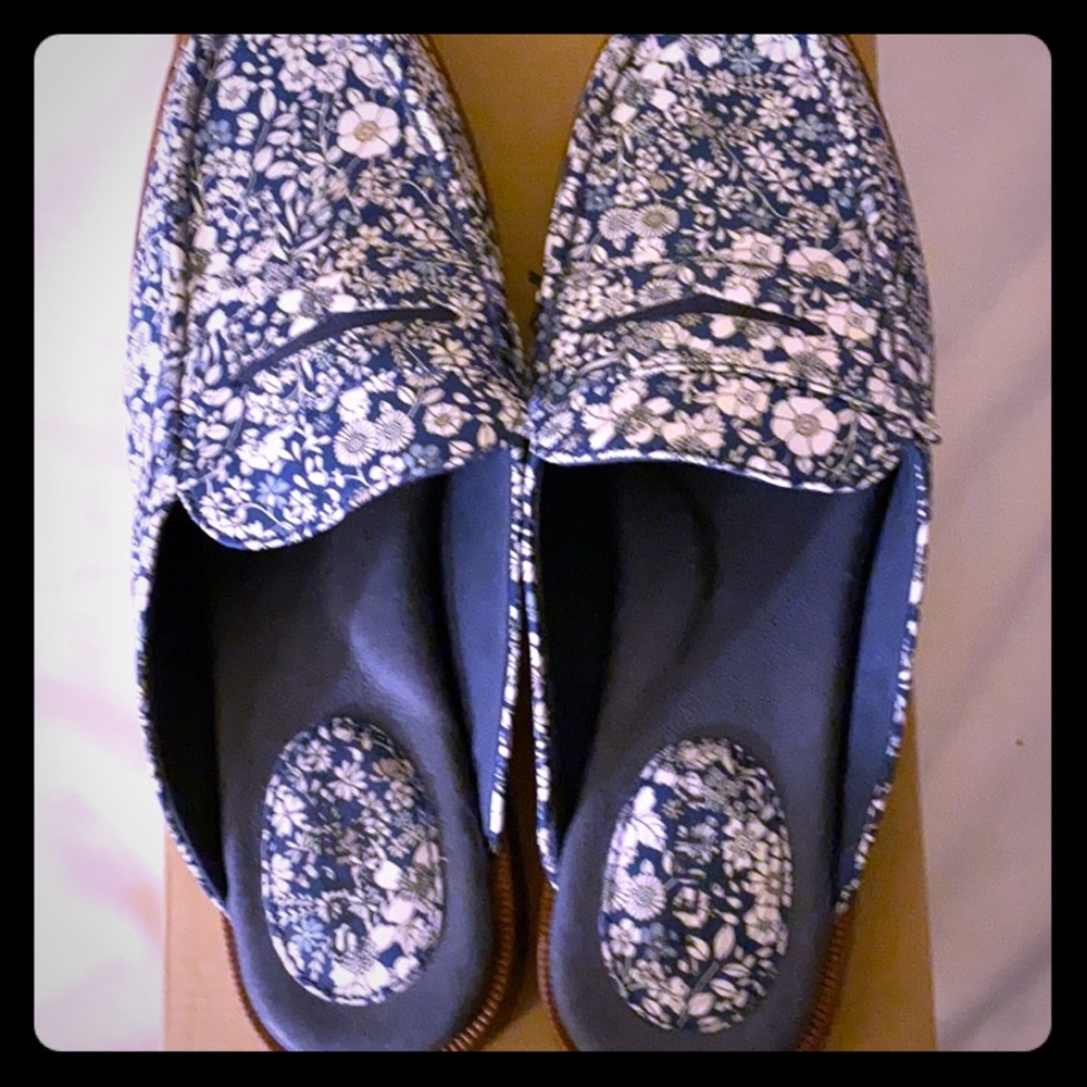 Sperry floral mules